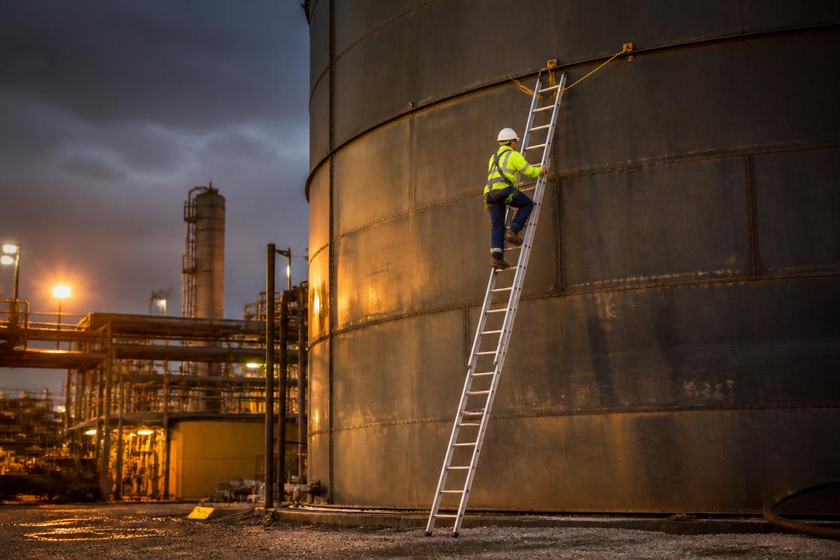 Ladder Safety: Three Points of Contact and the Right Ladder